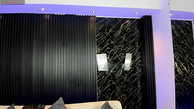 Snapshot of VenusCooper chatting on October 31, 2025, 7:32 pm VenusCooper online show from October 31, 2025, 7:32 pm