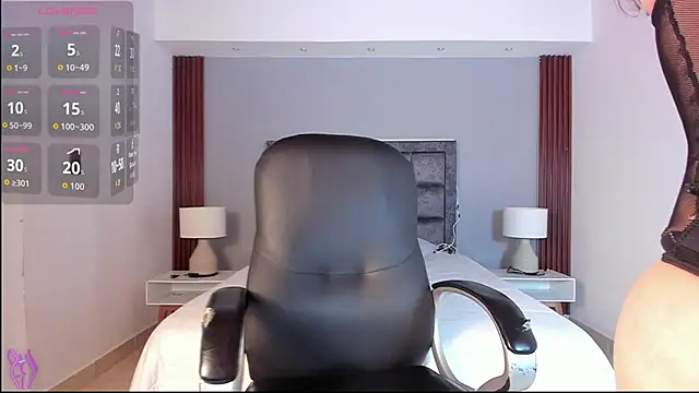 VenusCooper online show from March 20, 2026, 7:15 pm