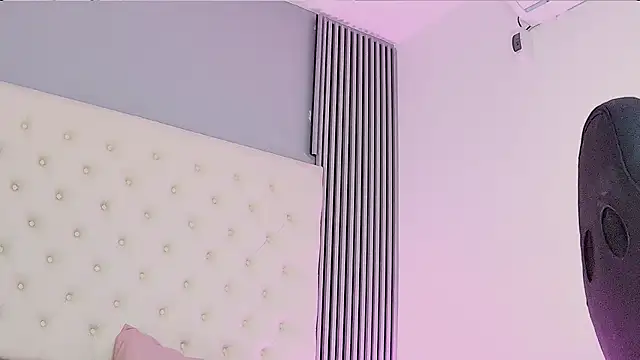 Snapshot of venedic_bull chatting on October 16, 2025, 8:50 pm venedic bull online show from October 16, 2025, 8:50 pm