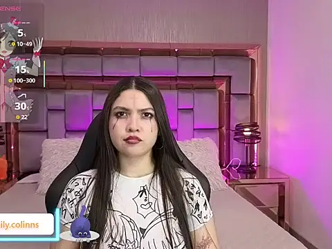 LilyColinns online show from October 3, 2025, 3:57 pm