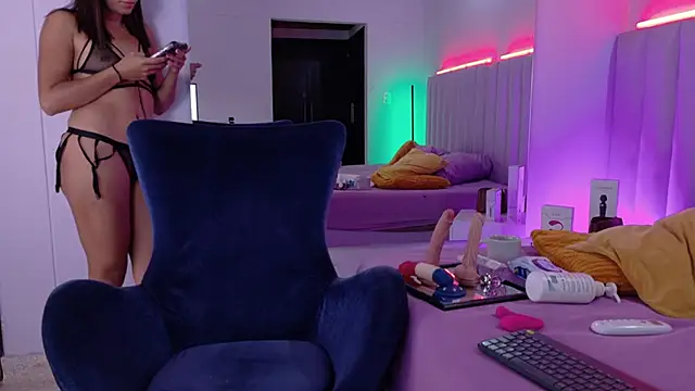 IamEvaGate online show from November 8, 2025, 4:16 am