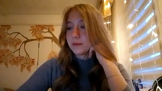 CarynFlaryn online show from October 6, 2025, 4:13 am
