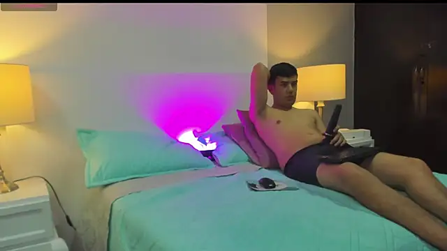 Snapshot of Dylan_Katte chatting on October 23, 2025, 12:53 am Dylan Katte online show from October 23, 2025, 12:53 am