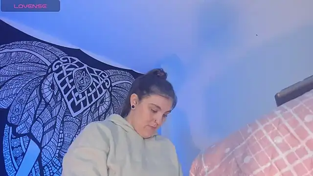 Anny ferrer1 online show from October 18, 2025, 12:23 am