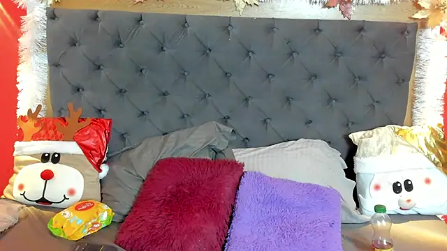 Xiomara Stwart online show from November 21, 2025, 7:46 pm