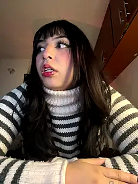 Hinatamoon  online show from December 23, 2025, 6:02 am