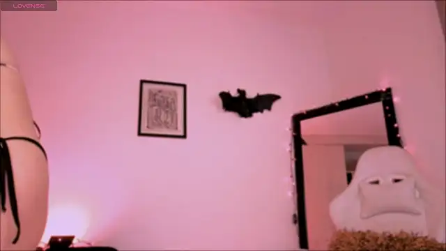 Snapshot of VanessaBlackrose chatting on October 9, 2025, 11:49 pm VanessaBlackrose online show from October 9, 2025, 11:49 pm