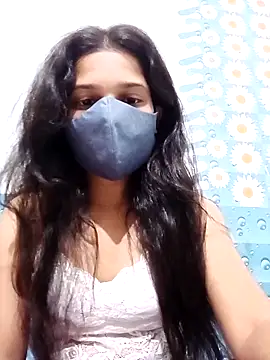 Miss Shanayaa online show from October 1, 2025, 3:49 pm