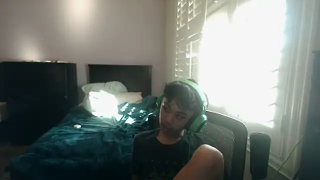 youngasianboy2007 online show from February 4, 2026, 11:22 pm