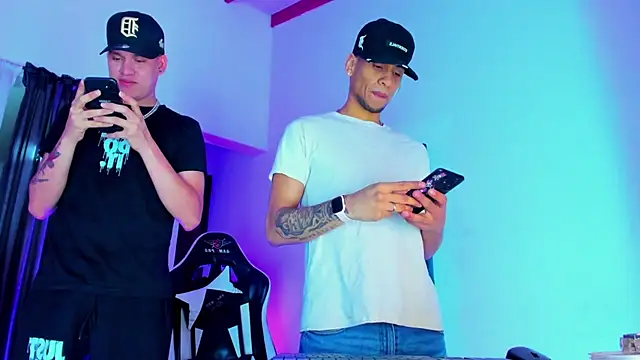 daddys insanee online show from November 18, 2025, 8:39 am