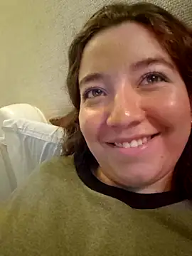 annyaparis online show from October 22, 2025, 3:17 am