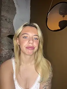 Alicias ecrets online show from September 30, 2025, 7:42 pm