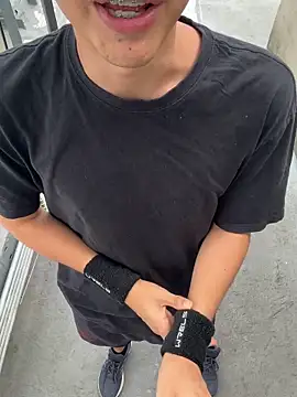 LiamMyst online show from April 10, 2026, 3:19 pm