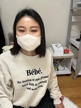 mia2 jp online show from March 28, 2026, 10:44 pm