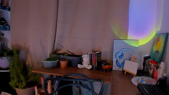 AmaruBloom online show from December 15, 2025, 5:35 am