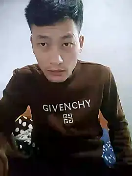 Uh-em95 online show from November 14, 2025, 10:24 pm