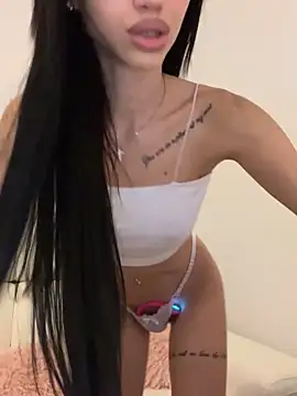 ilariea girl online show from November 4, 2025, 11:08 pm