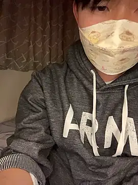 kumatan3434 online show from November 16, 2025, 12:32 pm