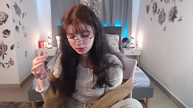 MileyRood online show from October 22, 2025, 11:25 pm