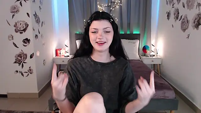 MileyRood online show from December 2, 2025, 12:55 am