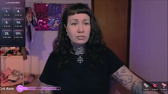 Snapshot of Senorita__Dakota chatting on July 7, 2026, 10:13 pm Senorita Dakota online show from July 7, 2026, 10:13 pm