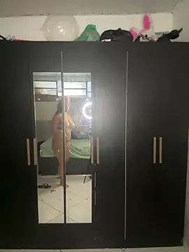 Snapshot of CasalMaldoso02 chatting on March 21, 2026, 8:02 pm CasalMaldoso02 online show from March 21, 2026, 8:02 pm