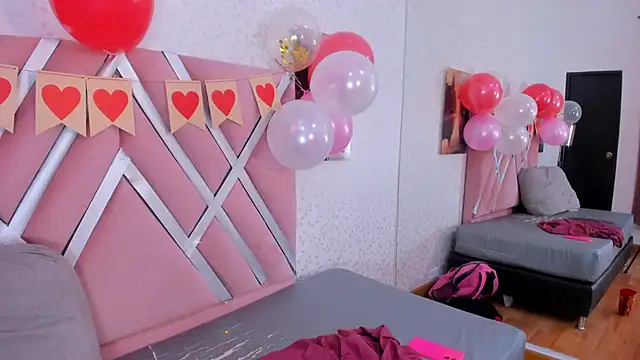 Snapshot of skysaenz chatting on February 14, 2026, 7:14 pm skysaenz online show from February 14, 2026, 7:14 pm