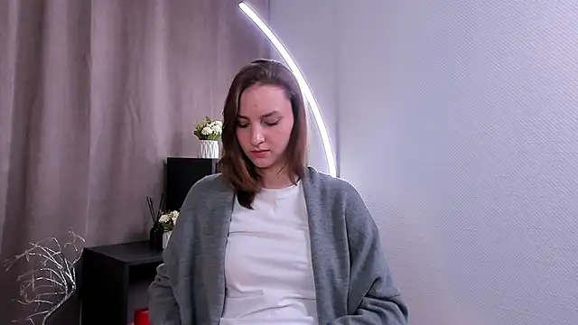 AshleyCristina online show from October 3, 2025, 8:16 am