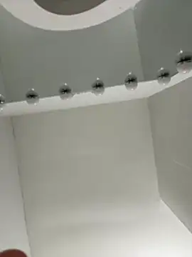 Snapshot of Victoria6989 chatting on December 2, 2025, 11:01 am Victoria6989 online show from December 2, 2025, 11:01 am