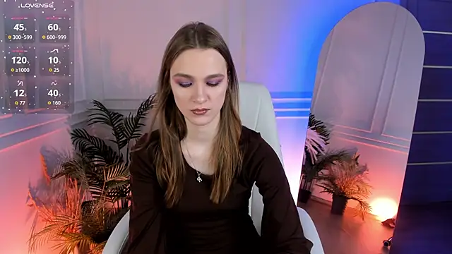 PollyMayer online show from April 21, 2026, 8:59 pm