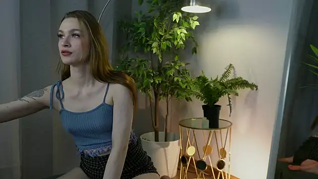 PollyMayer online show from November 30, 2025, 8:53 pm