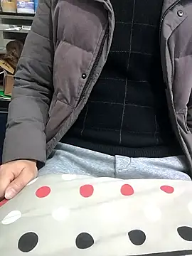 chougegg0214 online show from January 12, 2026, 4:52 am