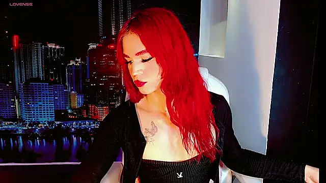 Snapshot of Saraa_Jone chatting on November 19, 2025, 12:27 pm Saraa Jone online show from November 19, 2025, 12:27 pm