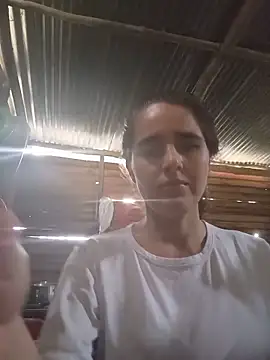 antonellahotimida online show from May 21, 2026, 5:32 pm
