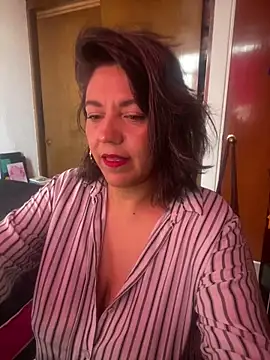 XxAntonellaxxx online show from February 13, 2026, 8:09 pm