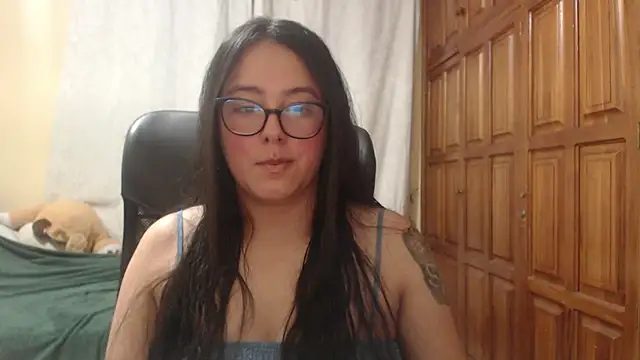 Snapshot of Venus_cat_ chatting on May 25, 2026, 10:52 pm Venus cat online show from May 25, 2026, 10:52 pm