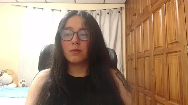 Snapshot of Venus_cat_ chatting on June 12, 2026, 3:59 am Venus cat online show from June 12, 2026, 3:59 am