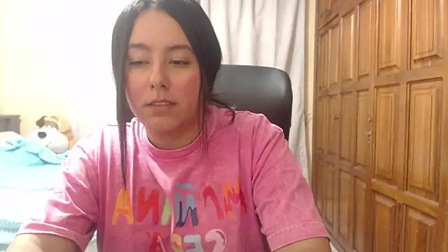 Snapshot of Venus_cat_ chatting on June 9, 2026, 10:55 pm Venus cat online show from June 9, 2026, 10:55 pm