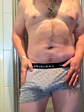 hot-brabo online show from October 4, 2025, 11:12 am