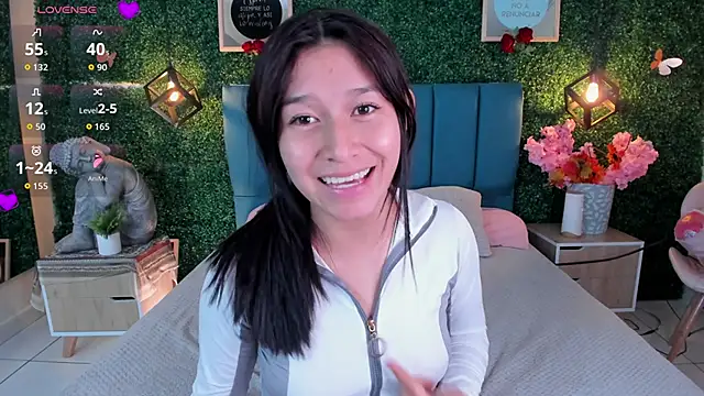 Rubyvixxen  online show from December 2, 2025, 3:30 am