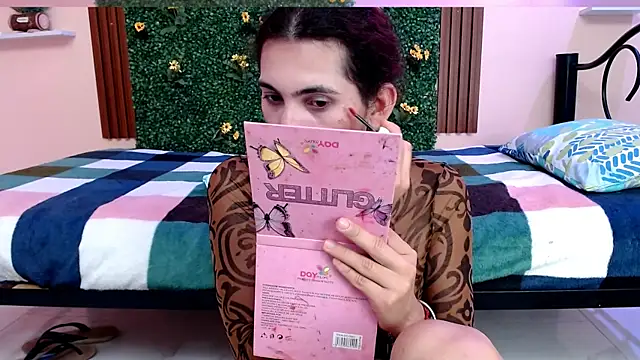 Snapshot of skinyandres chatting on October 5, 2025, 6:31 pm skinyandres online show from October 5, 2025, 6:31 pm
