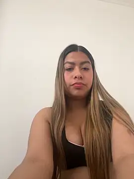 Snapshot of roxyfoxy11 chatting on September 30, 2025, 9:43 pm roxyfoxy11 online show from September 30, 2025, 9:43 pm