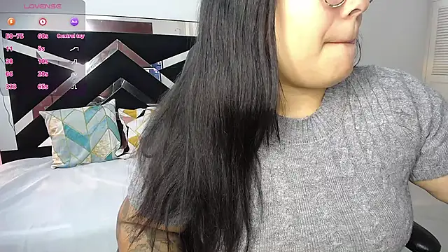 CataleyaMoonroe online show from October 21, 2025, 3:55 pm