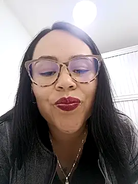 Italia 12 online show from November 13, 2025, 4:00 pm