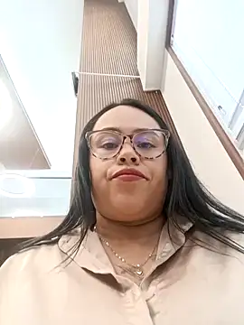 Italia 12 online show from November 19, 2025, 2:28 pm