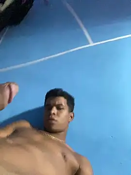 boy perfect6 online show from January 13, 2026, 9:52 pm