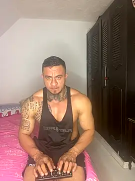 ZEUS-KING online show from October 5, 2025, 5:25 pm