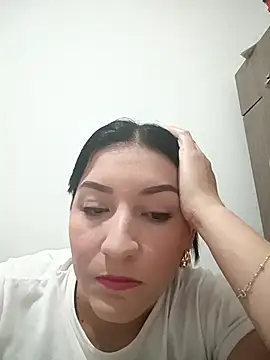 AllbaRose online show from December 2, 2025, 12:00 am