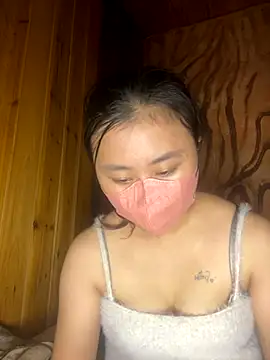 susilove-00 online show from October 4, 2025, 1:51 am