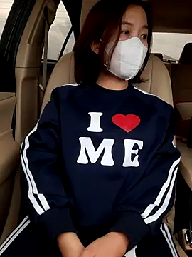 Zun 121 online show from November 1, 2025, 9:03 am